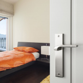 Prisma Longplate Door handle To Bedroom